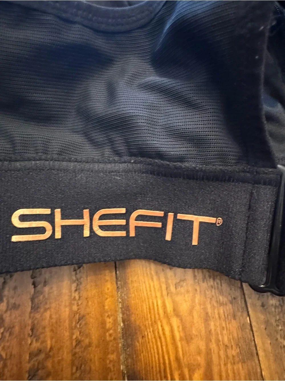 SHEFIT Ultimate Sports Bra‎